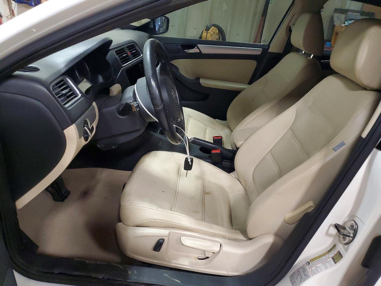 2013 Volkswagen Jetta Se White vin: 3VWDP7AJ6DM364534