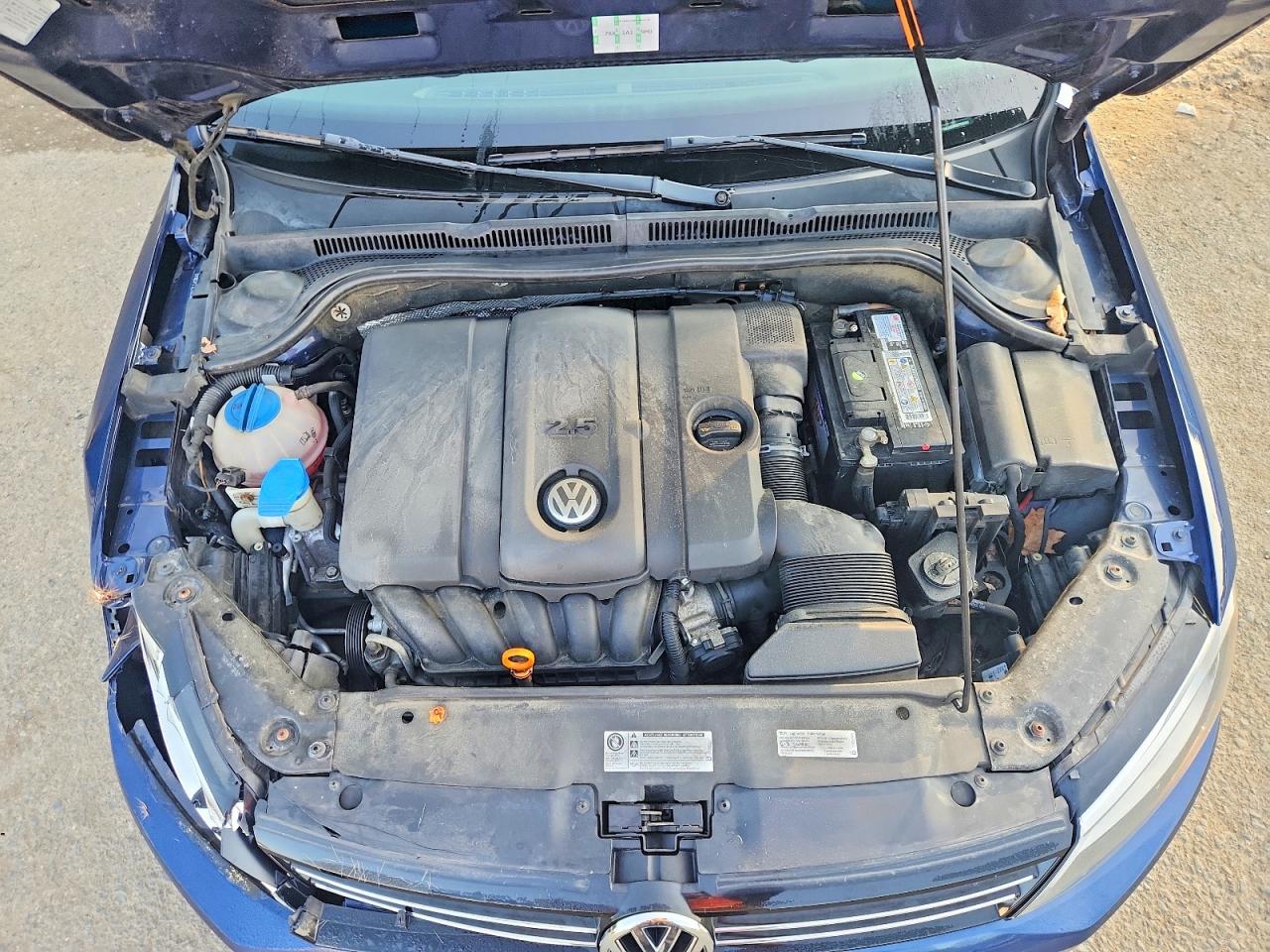 2013 Volkswagen Jetta Se Blue vin: 3VWDP7AJ6DM370690