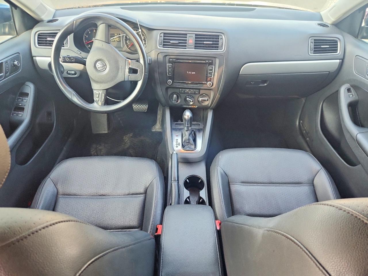 2013 Volkswagen Jetta Se Blue vin: 3VWDP7AJ6DM370690