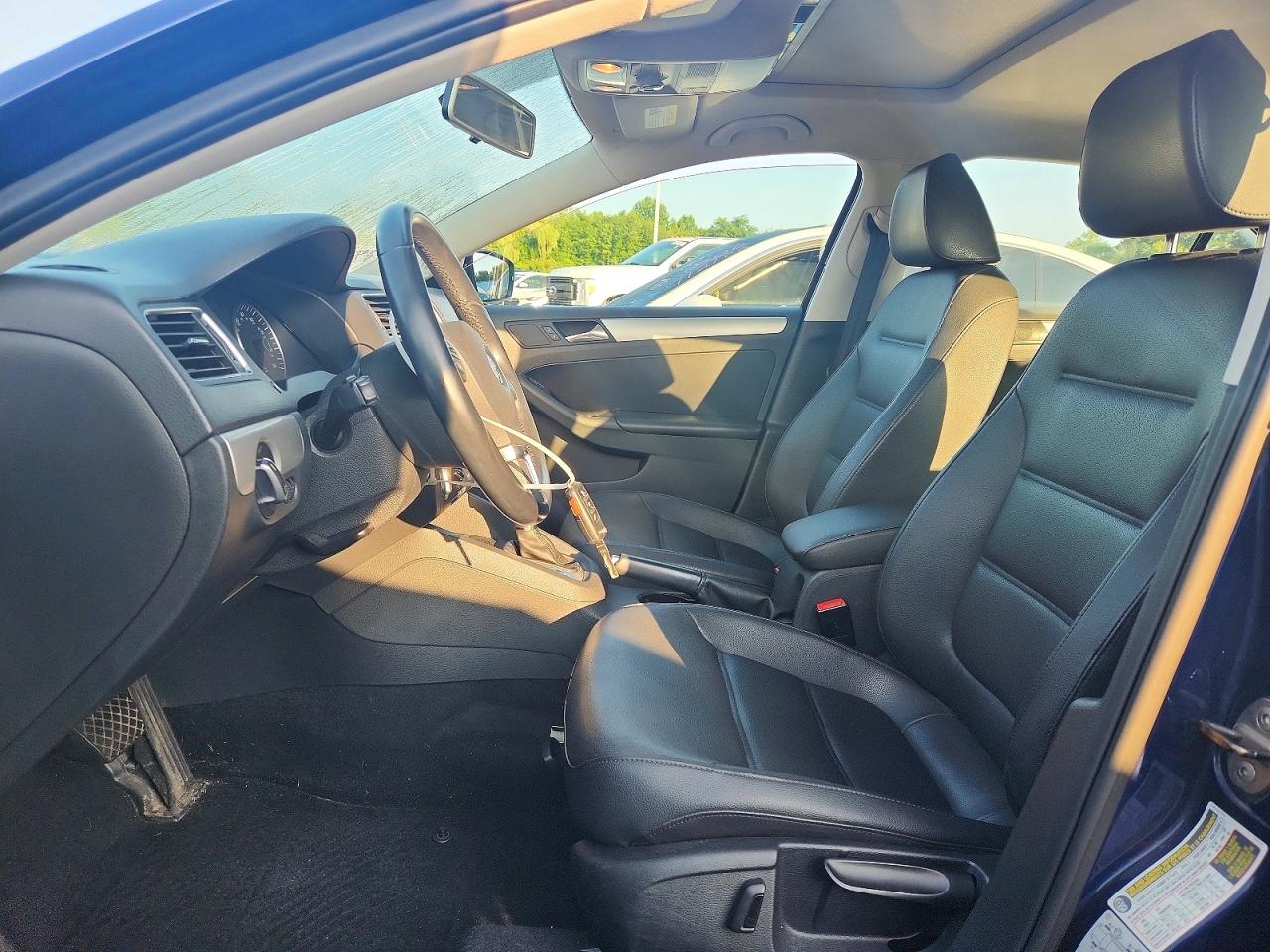 2013 Volkswagen Jetta Se Blue vin: 3VWDP7AJ6DM370690