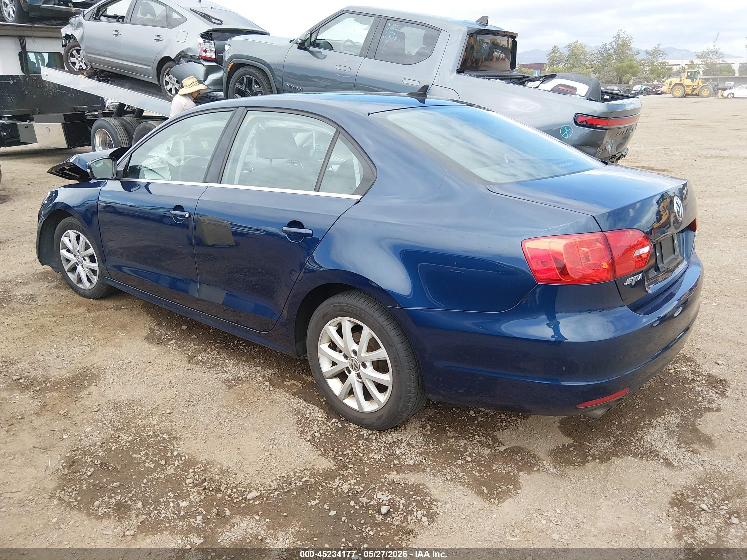 2013 Volkswagen Jetta 2.5l Se Синий vin: 3VWDP7AJ6DM429883
