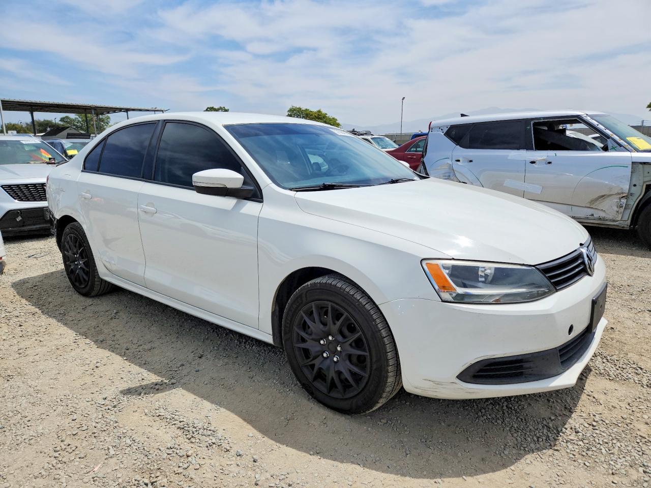 2012 Volkswagen Jetta Se White vin: 3VWDP7AJ7CM085995