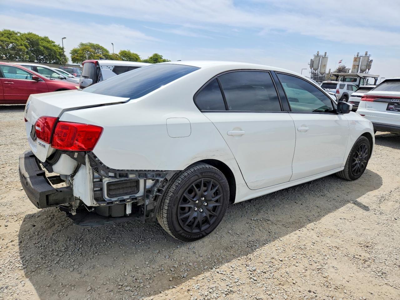 2012 Volkswagen Jetta Se White vin: 3VWDP7AJ7CM085995
