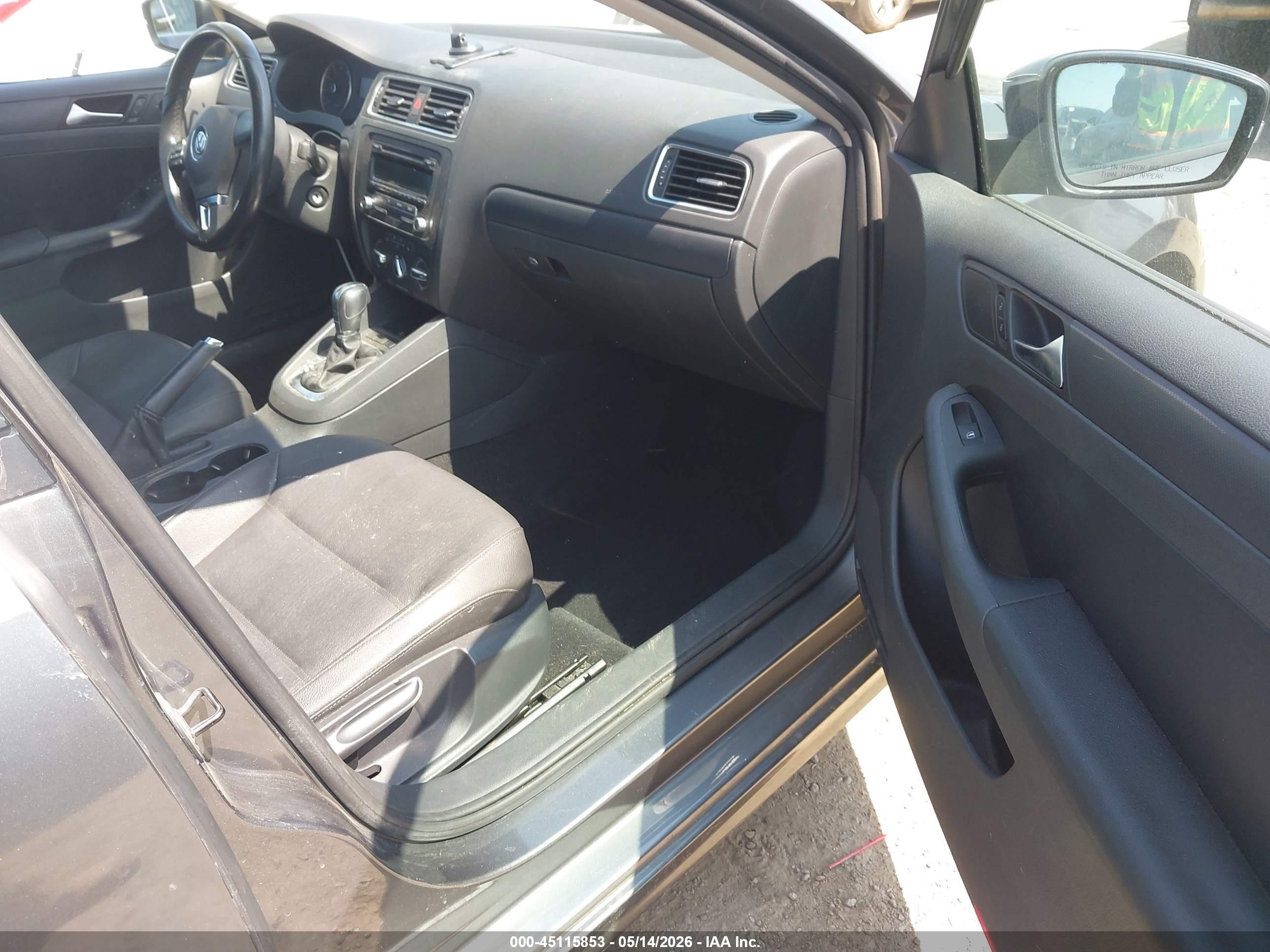 2012 Volkswagen Jetta 2.5l Se Gray vin: 3VWDP7AJ7CM320945
