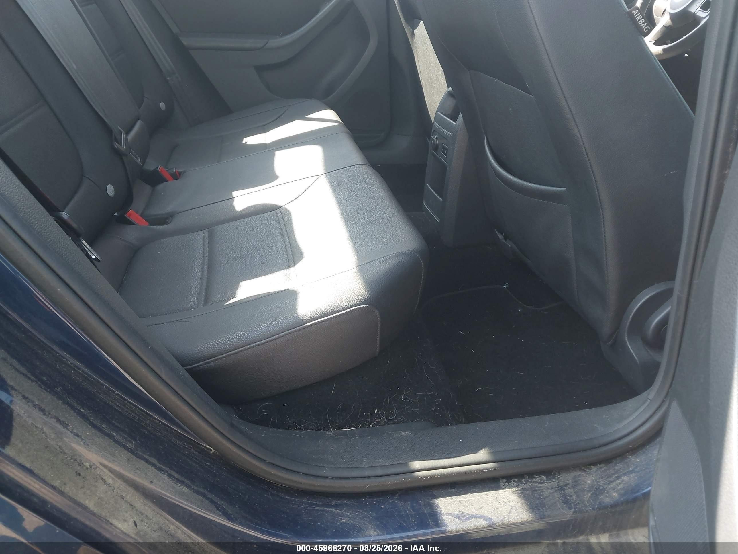 2012 Volkswagen Jetta 2.5l Se Blue vin: 3VWDP7AJ7CM382538