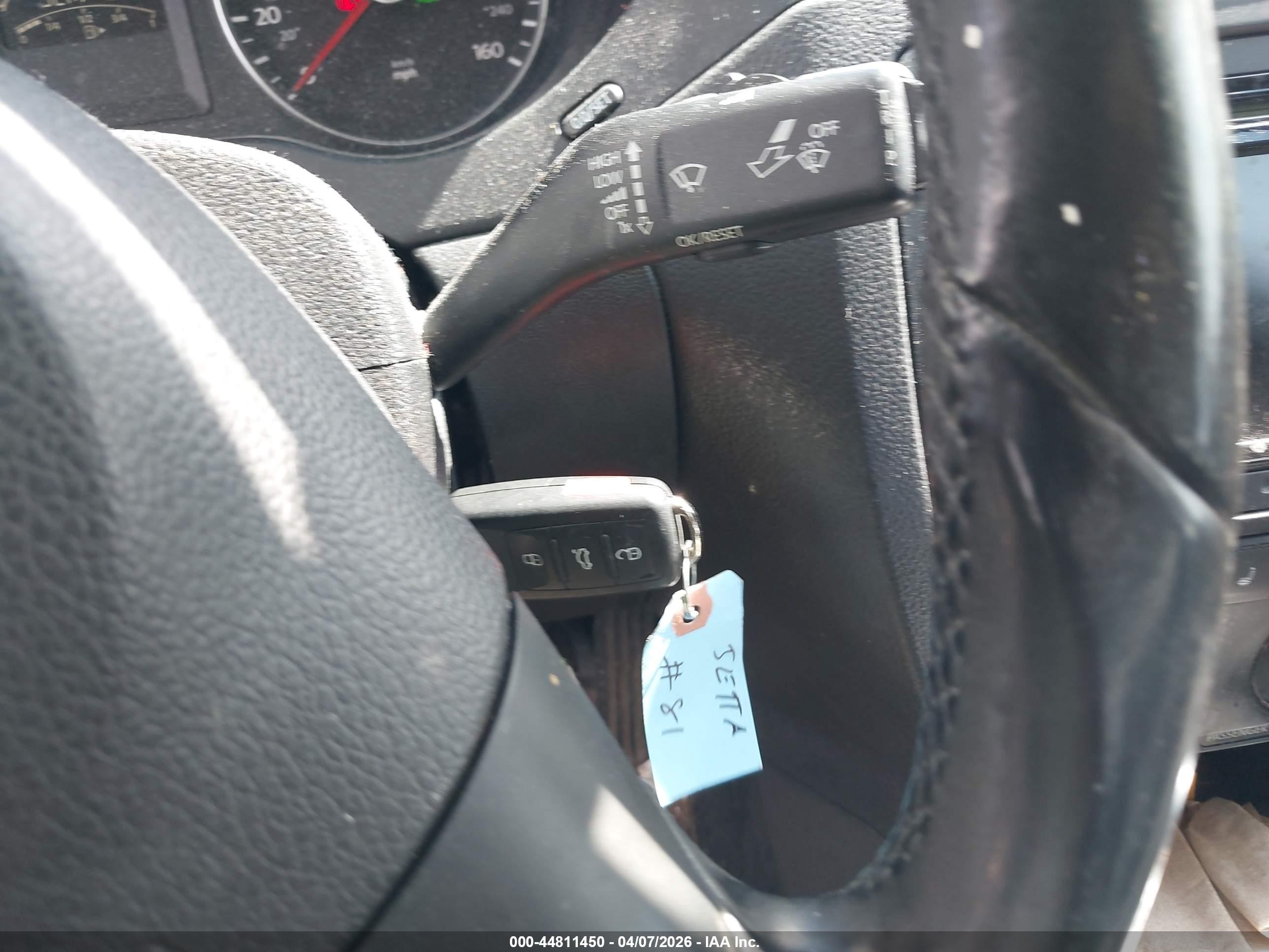 2013 Volkswagen Jetta 2.5l Se Silver vin: 3VWDP7AJ7DM296874