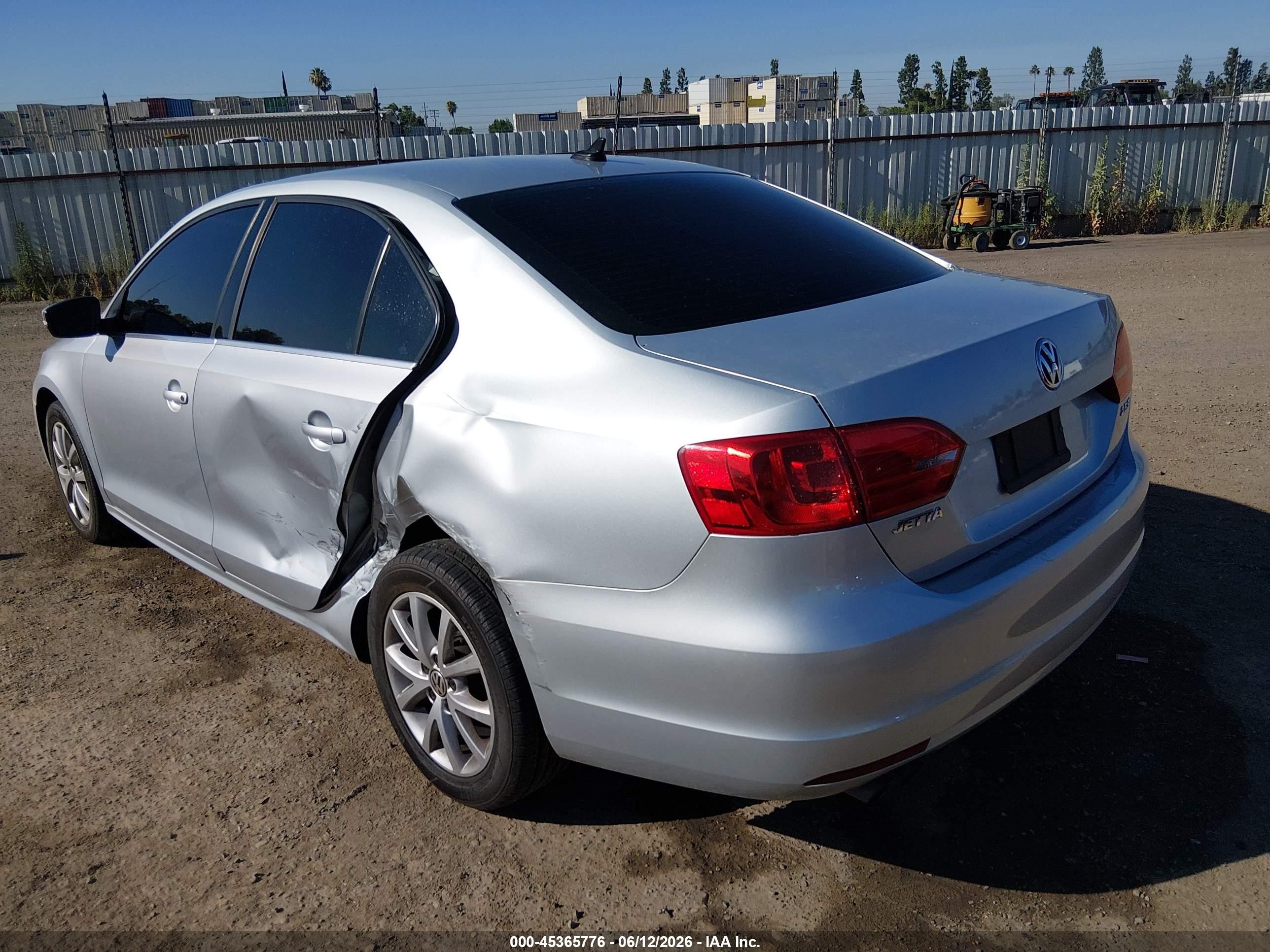 2013 Volkswagen Jetta 2.5l Se Silver vin: 3VWDP7AJ7DM356281