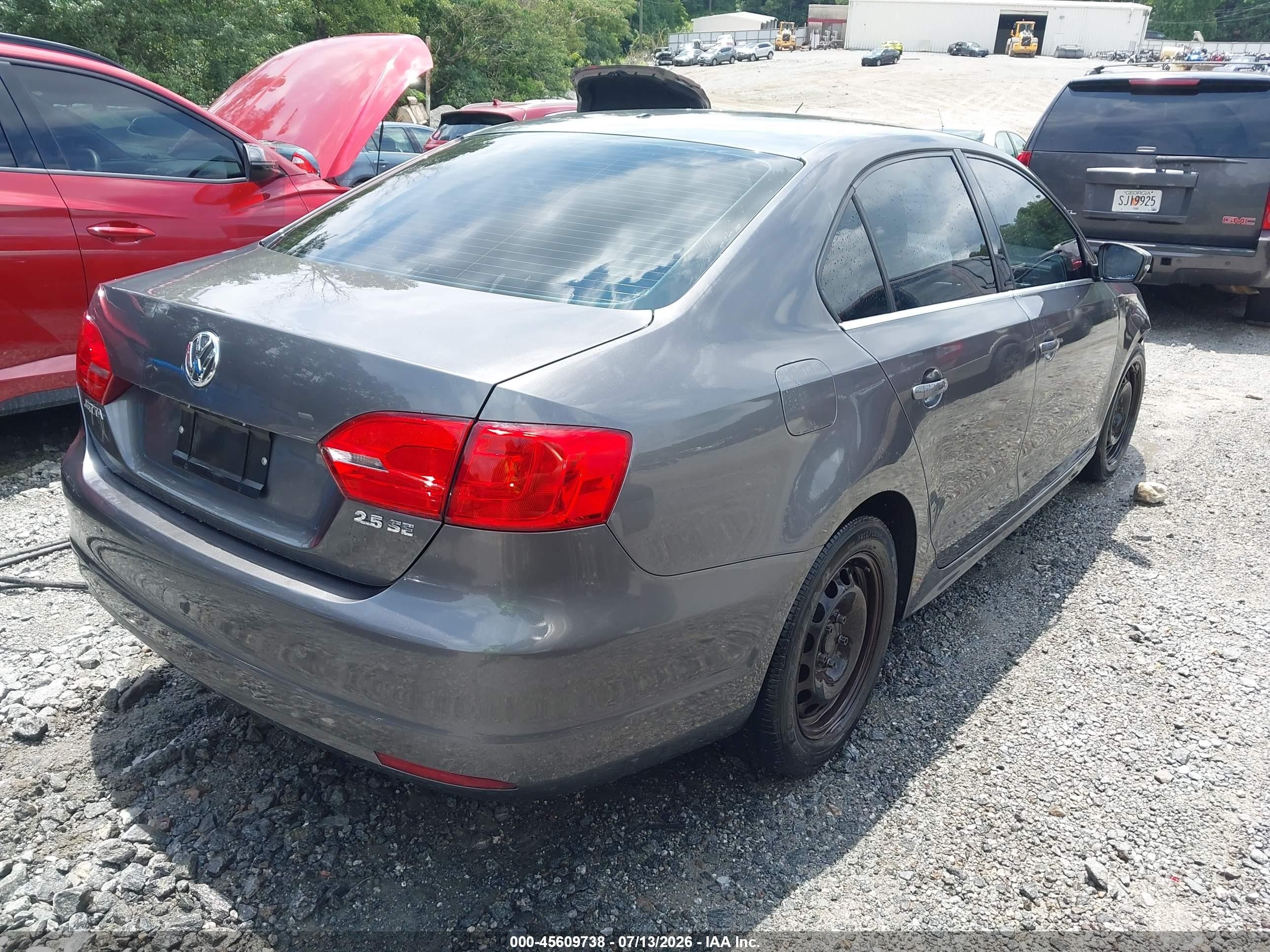 2013 Volkswagen Jetta 2.5l Se Gray vin: 3VWDP7AJ7DM385604