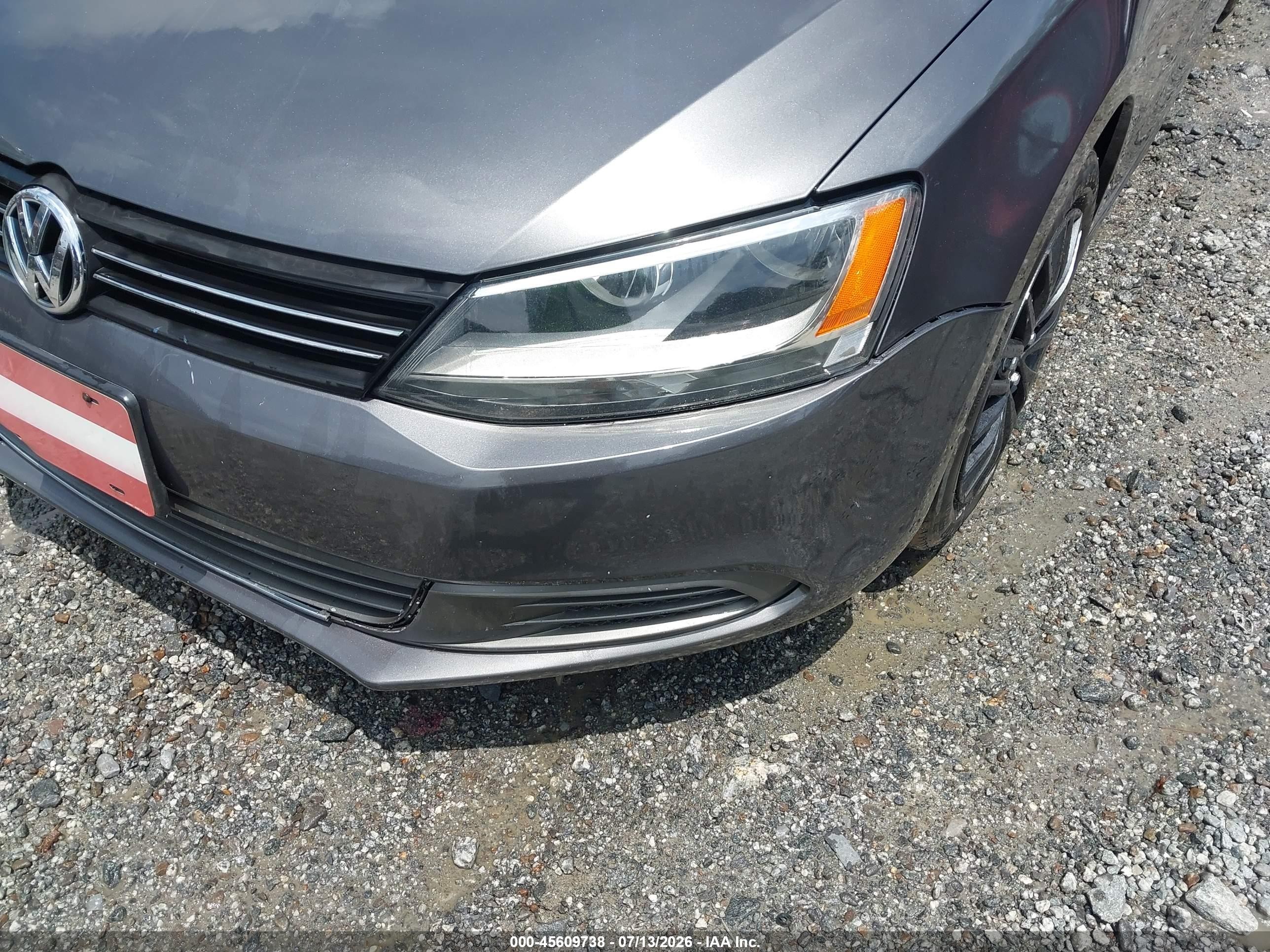 2013 Volkswagen Jetta 2.5l Se Gray vin: 3VWDP7AJ7DM385604
