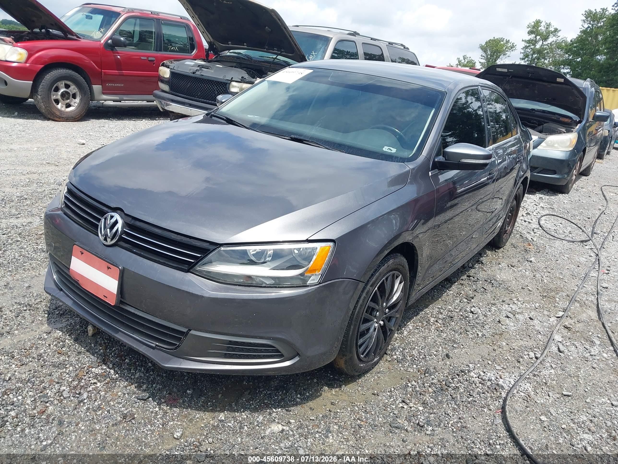 2013 Volkswagen Jetta 2.5l Se Gray vin: 3VWDP7AJ7DM385604