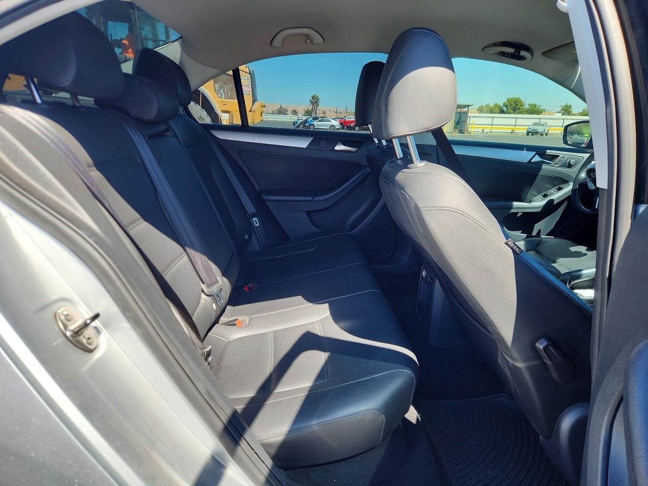 2013 Volkswagen Jetta Se Silver vin: 3VWDP7AJ7DM388552