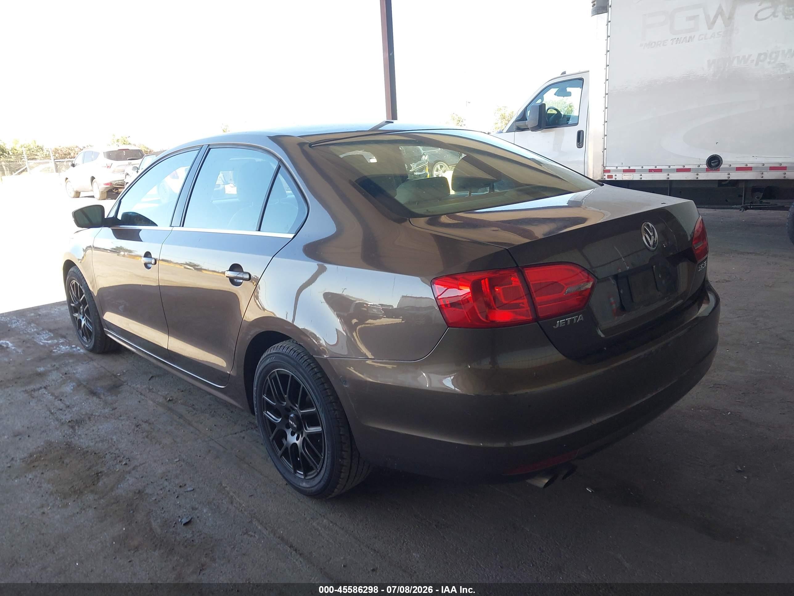 2013 Volkswagen Jetta 2.5l Se Brown vin: 3VWDP7AJ7DM388969