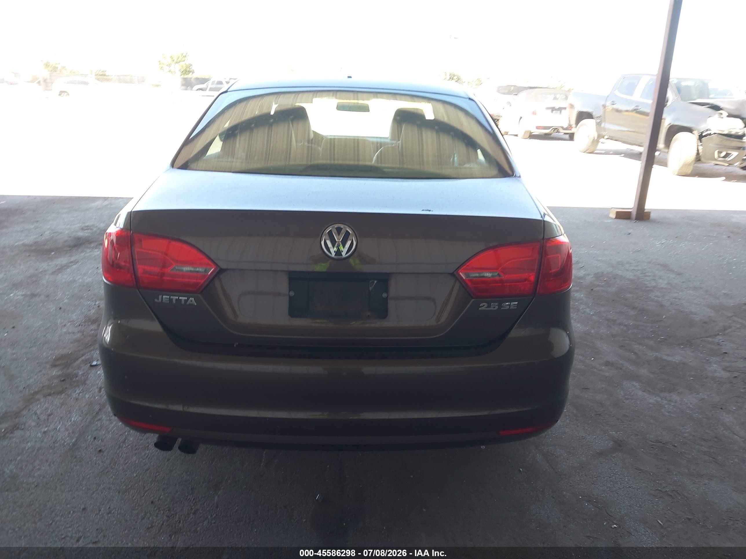 2013 Volkswagen Jetta 2.5l Se Brown vin: 3VWDP7AJ7DM388969