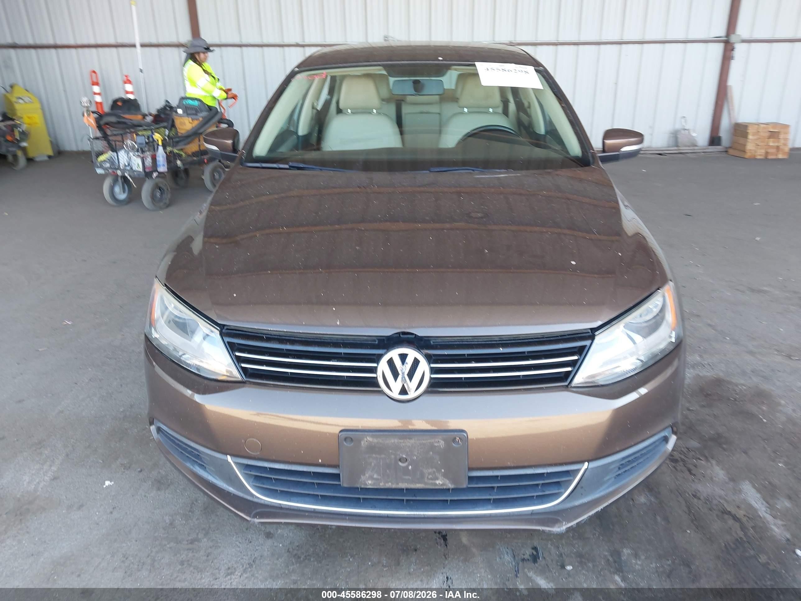 2013 Volkswagen Jetta 2.5l Se Brown vin: 3VWDP7AJ7DM388969