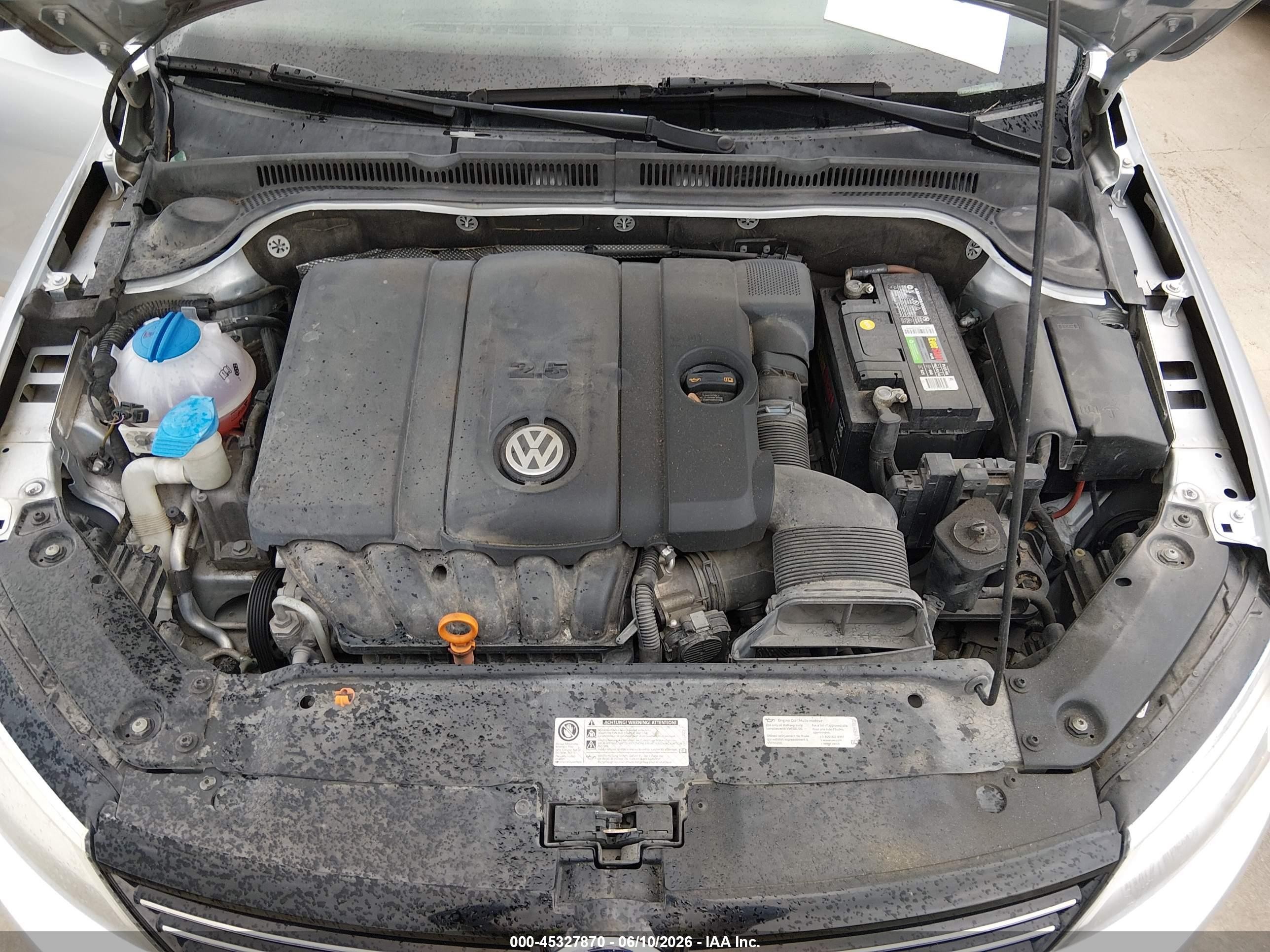 2013 Volkswagen Jetta 2.5l Se Silver vin: 3VWDP7AJ7DM405656