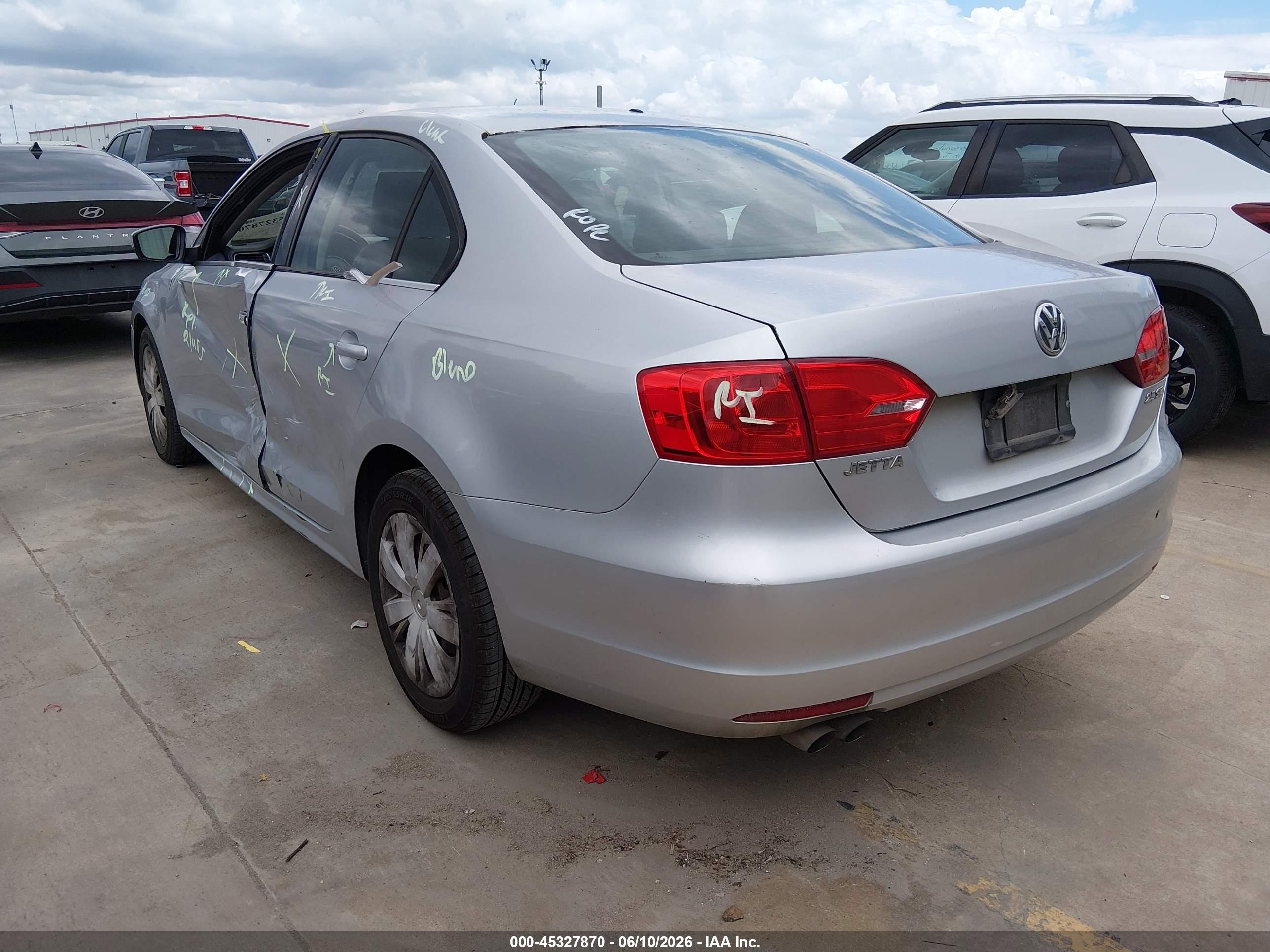 2013 Volkswagen Jetta 2.5l Se Silver vin: 3VWDP7AJ7DM405656