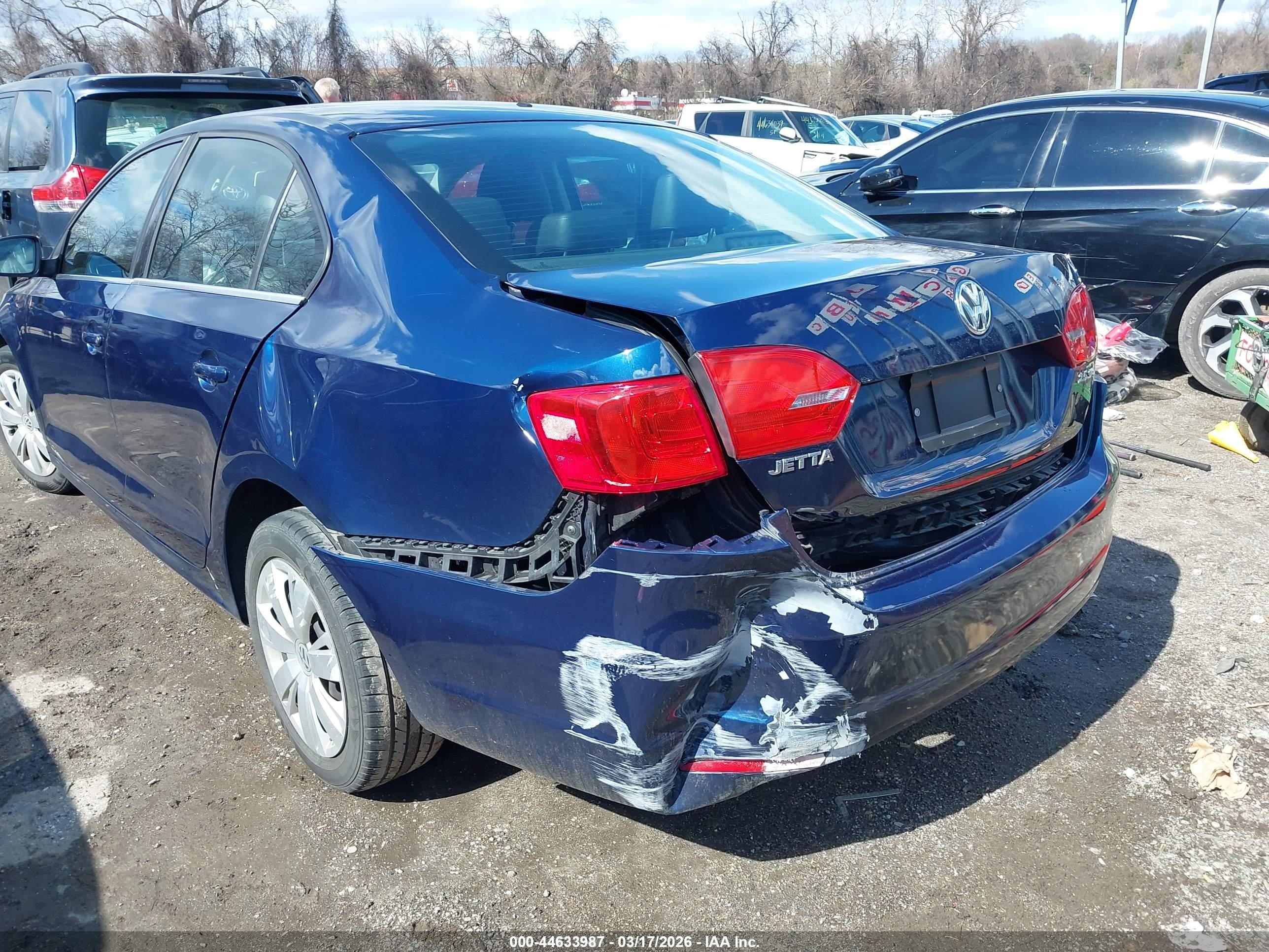 2013 Volkswagen Jetta 2.5l Se Blue vin: 3VWDP7AJ7DM409366