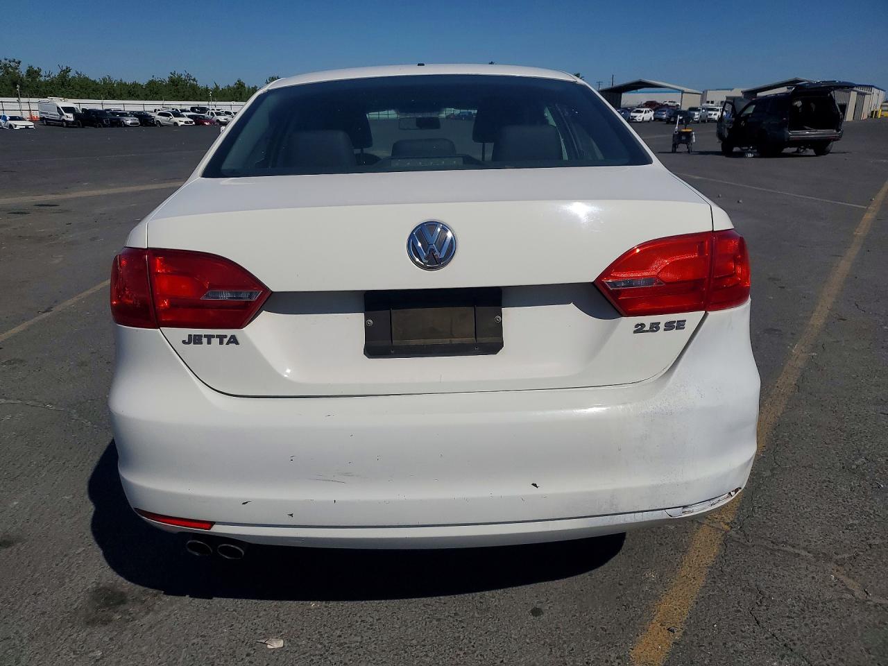 2013 Volkswagen Jetta Se White vin: 3VWDP7AJ7DM417810