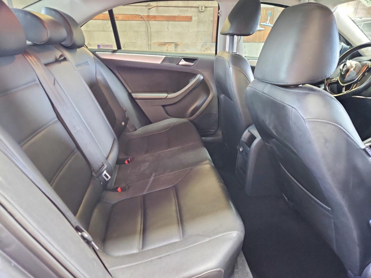 2013 Volkswagen Jetta Se Gray vin: 3VWDP7AJ7DM420321