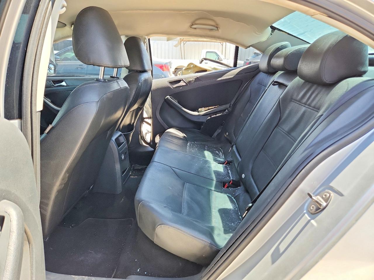 2012 Volkswagen Jetta Se Silver vin: 3VWDP7AJ8CM303376