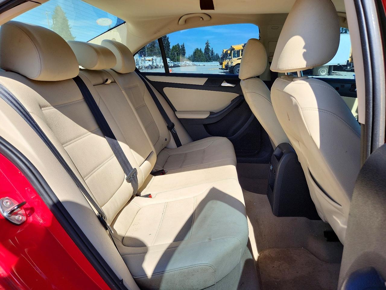 2012 Volkswagen Jetta Se Red vin: 3VWDP7AJ8CM339309