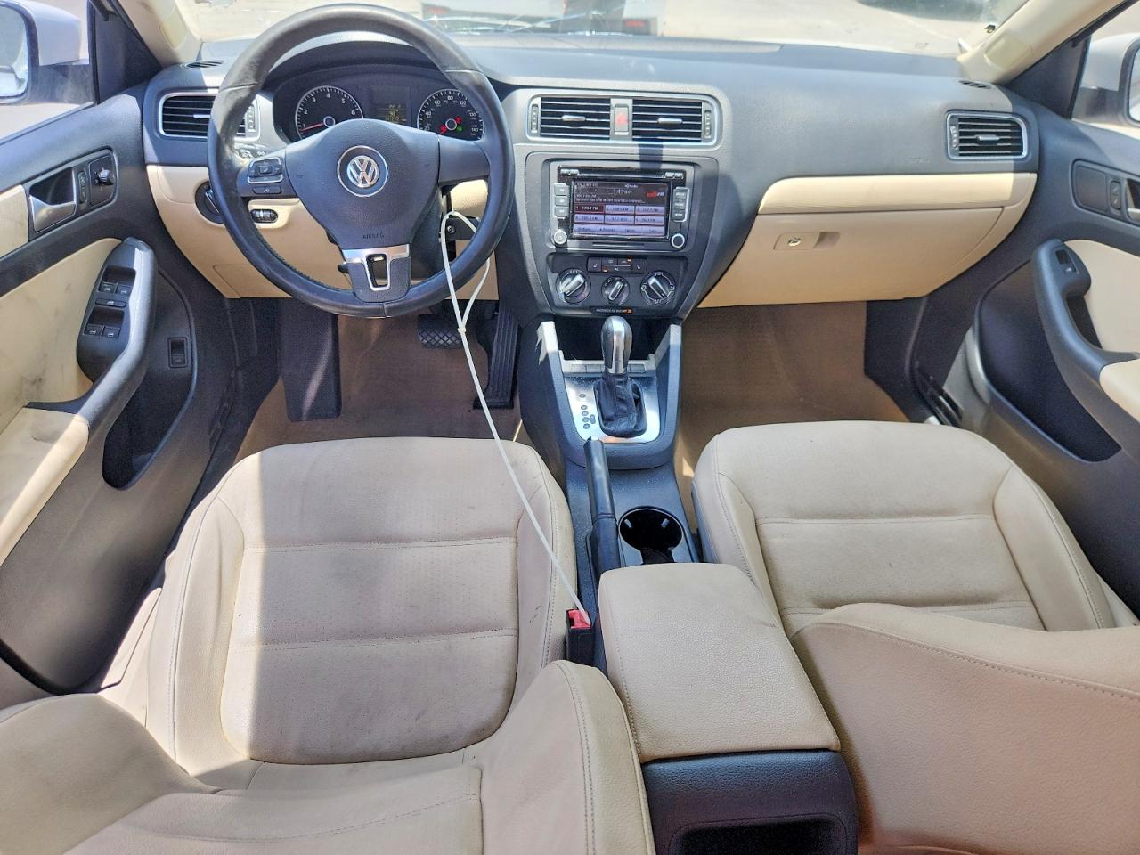 2012 Volkswagen Jetta Se White vin: 3VWDP7AJ8CM363822
