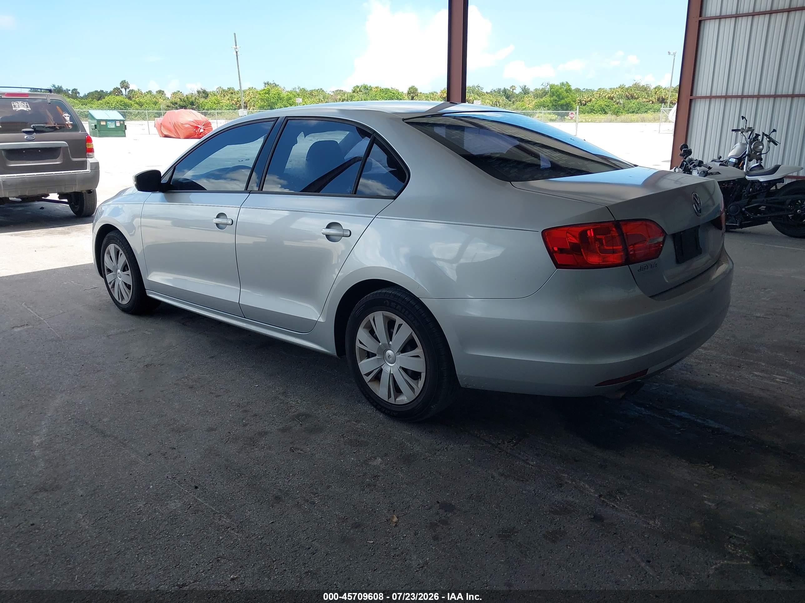 2012 Volkswagen Jetta 2.5l Se Silver vin: 3VWDP7AJ8CM386078