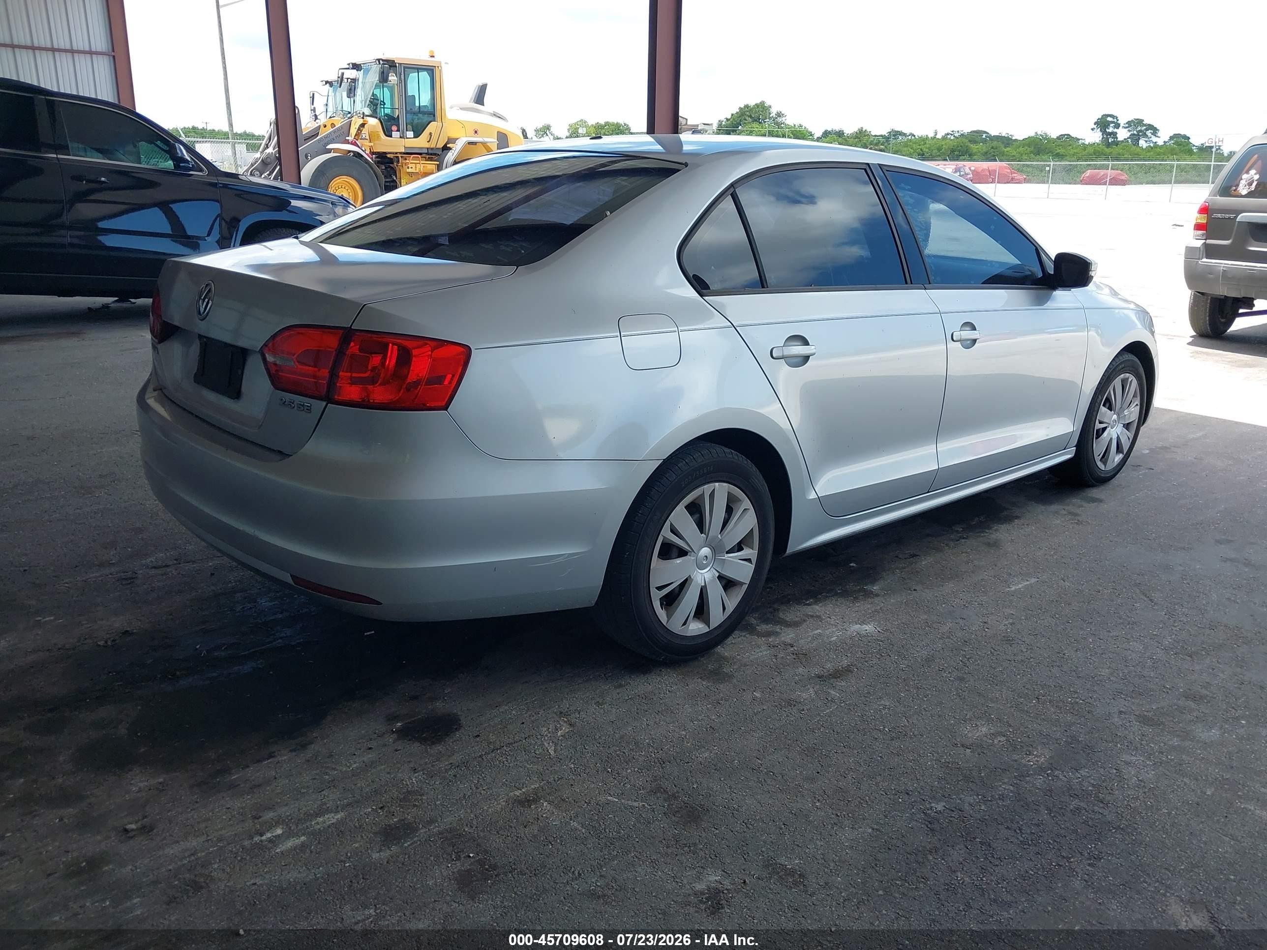 2012 Volkswagen Jetta 2.5l Se Silver vin: 3VWDP7AJ8CM386078
