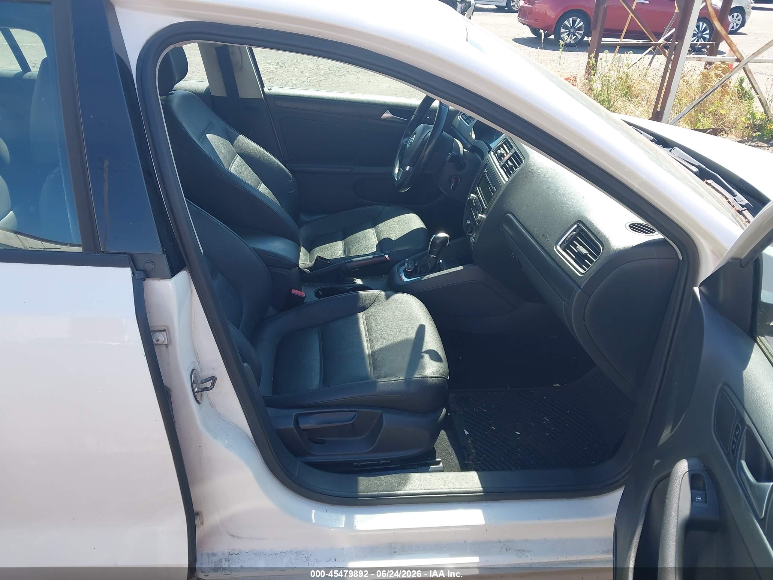2012 Volkswagen Jetta 2.5l Se White vin: 3VWDP7AJ8CM406510