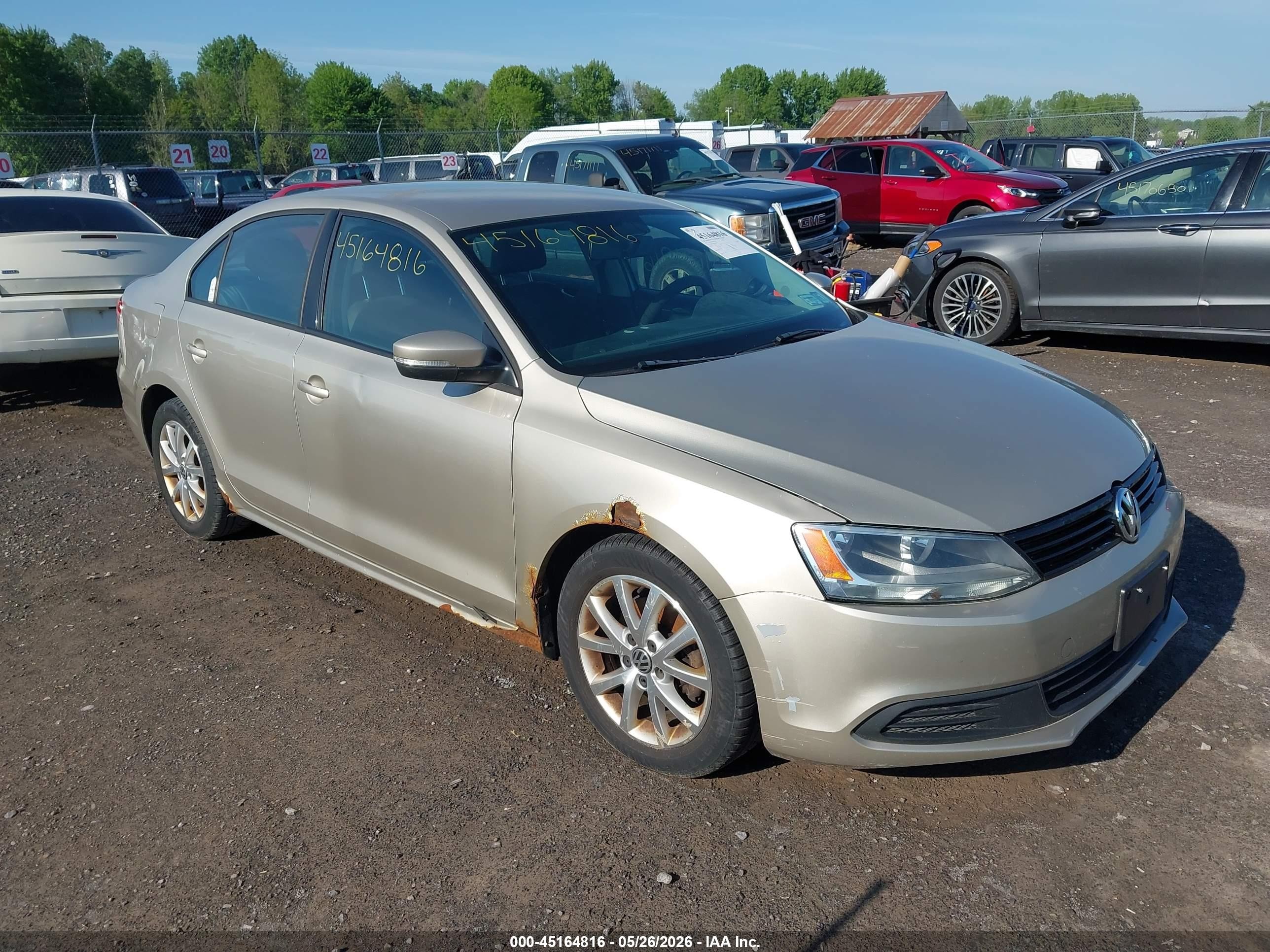 3VWDP7AJ8CM459353