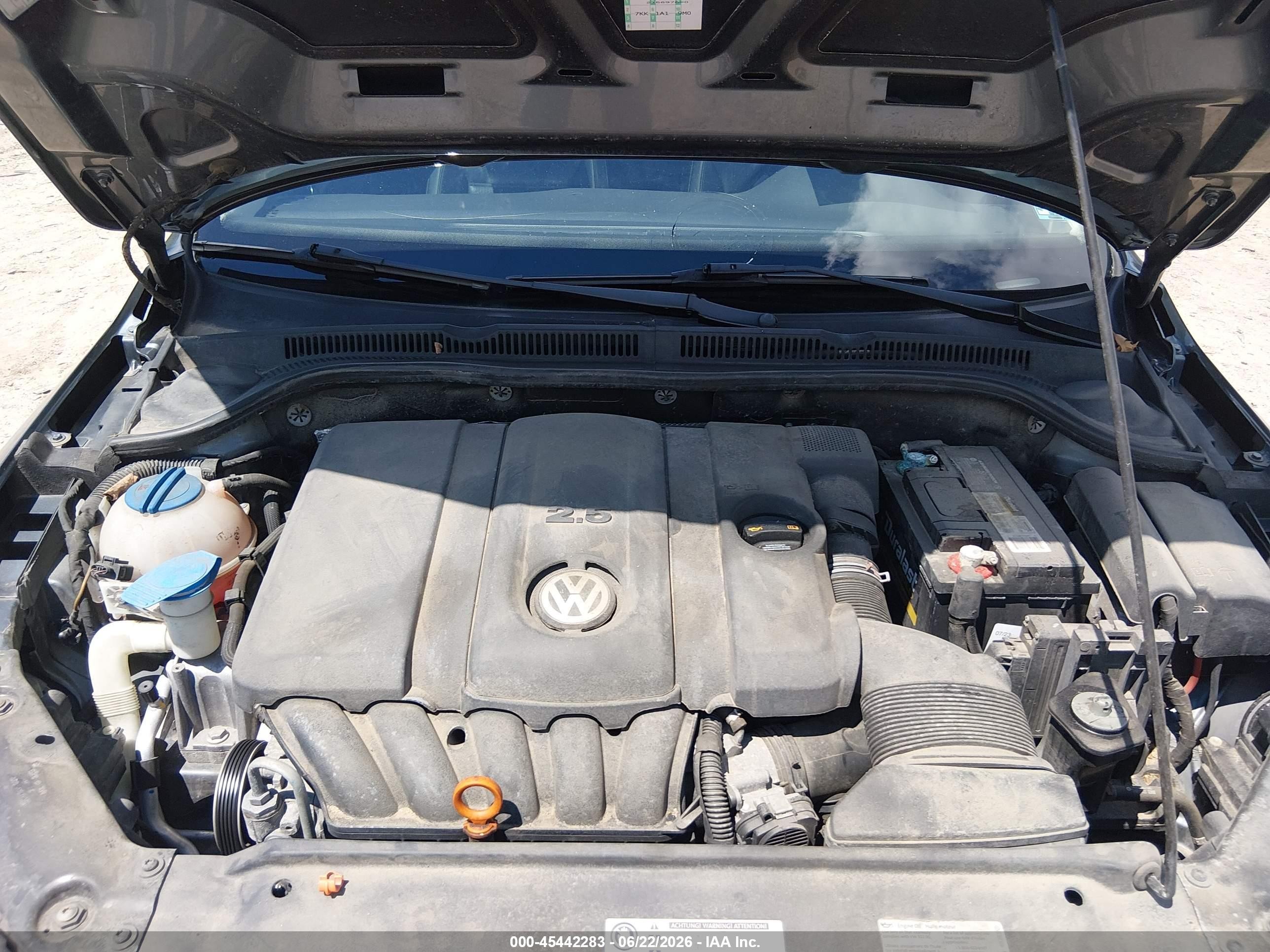 2013 Volkswagen Jetta 2.5l Se Gray vin: 3VWDP7AJ8DM444787