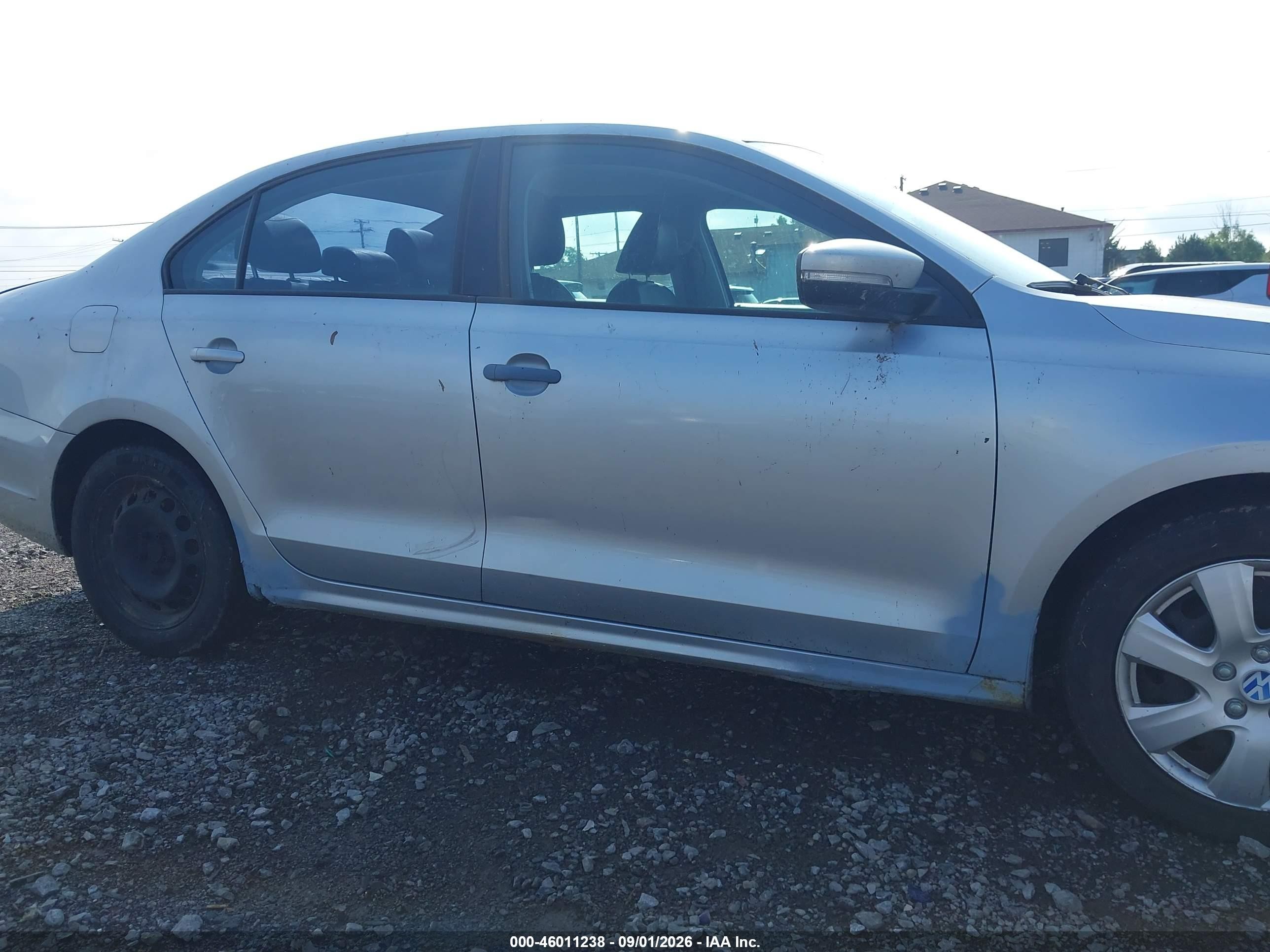 2012 Volkswagen Jetta 2.5l Se Silver vin: 3VWDP7AJ9CM049984