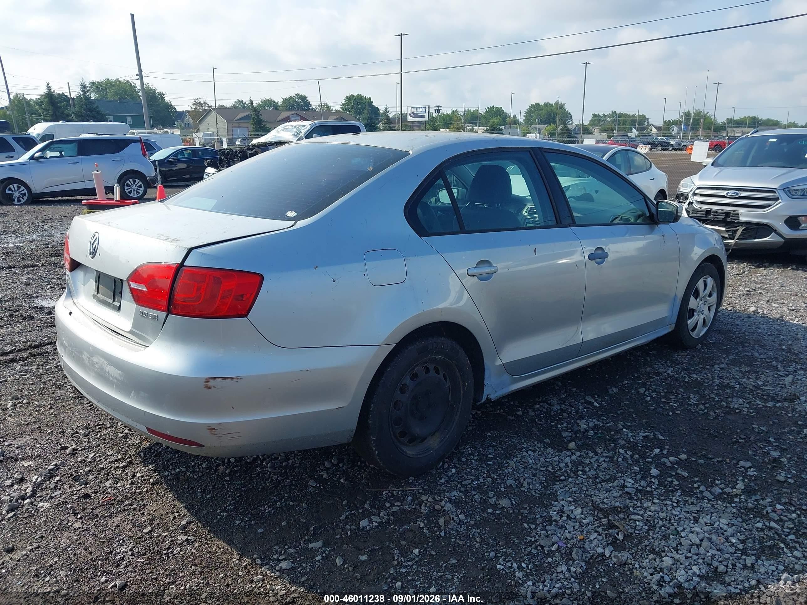 2012 Volkswagen Jetta 2.5l Se Silver vin: 3VWDP7AJ9CM049984