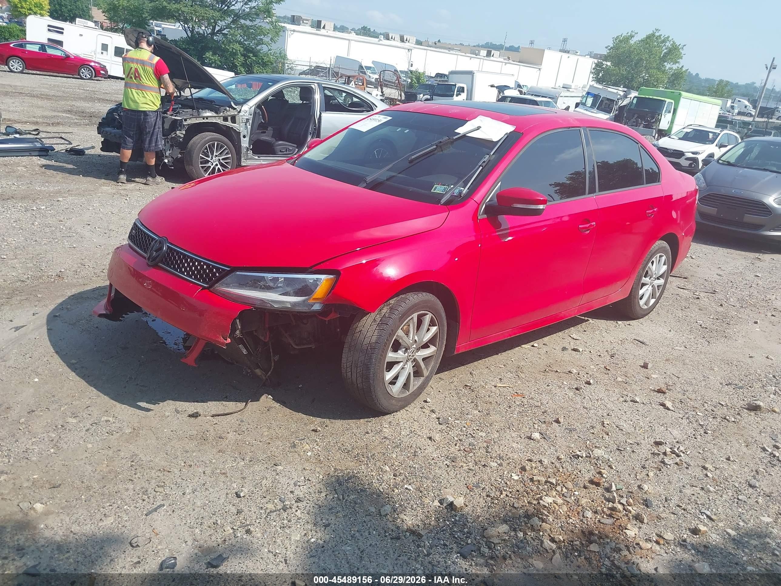 2012 Volkswagen Jetta 2.5l Se Red vin: 3VWDP7AJ9CM348438