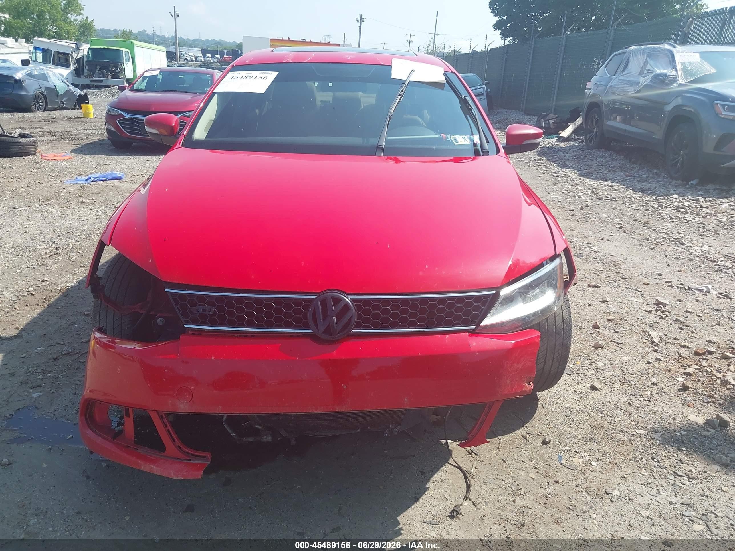 2012 Volkswagen Jetta 2.5l Se Red vin: 3VWDP7AJ9CM348438