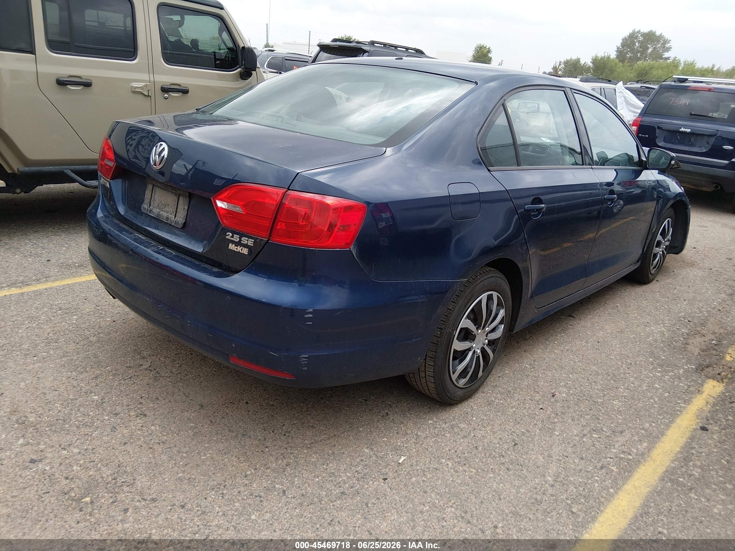 2012 Volkswagen Jetta 2.5l Se Синий vin: 3VWDP7AJ9CM363845