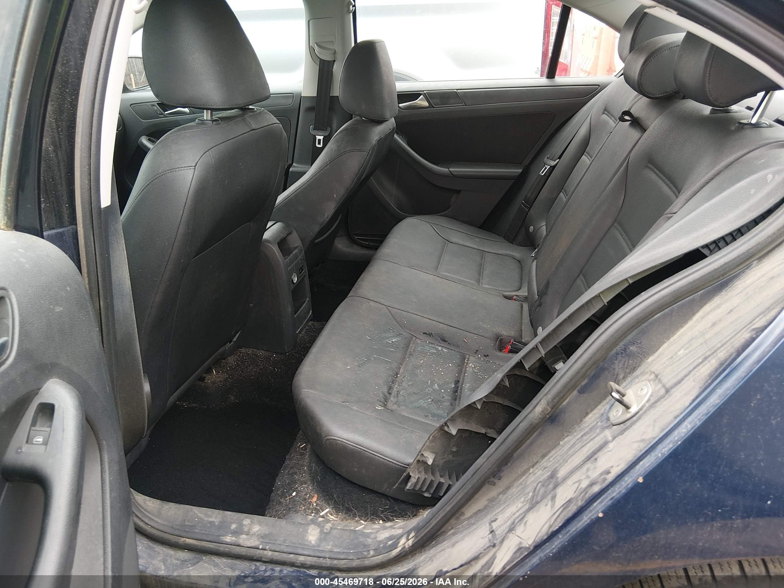 2012 Volkswagen Jetta 2.5l Se Синий vin: 3VWDP7AJ9CM363845