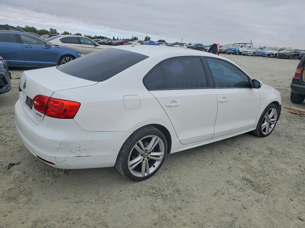 2012 Volkswagen Jetta Se Белый vin: 3VWDP7AJ9CM374022