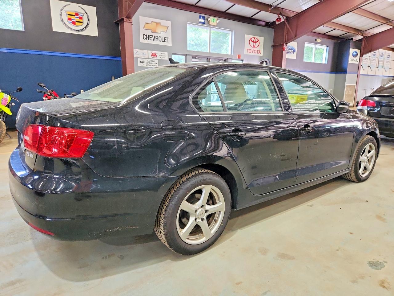 2012 Volkswagen Jetta Se Black vin: 3VWDP7AJ9CM423946