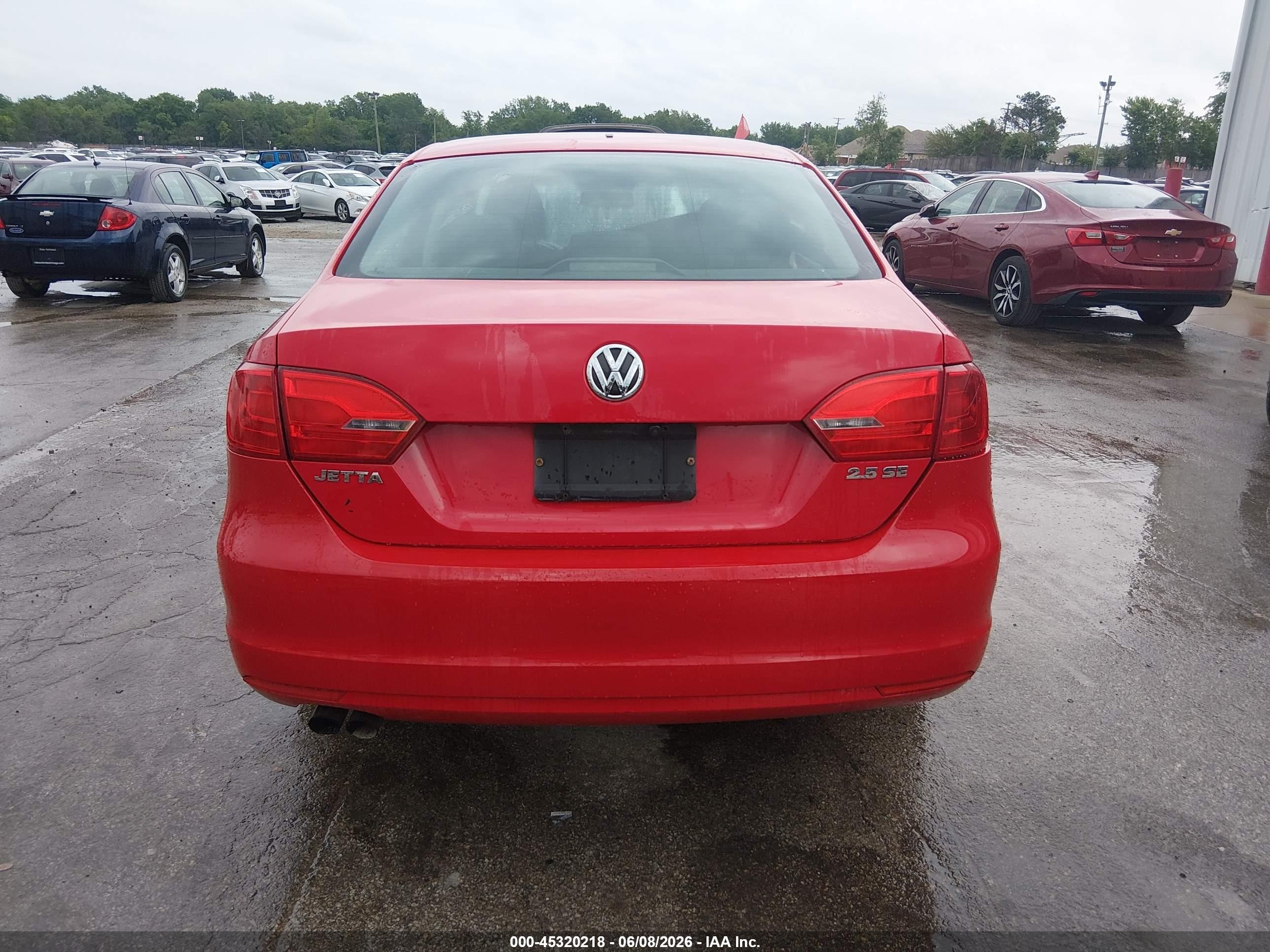 2013 Volkswagen Jetta 2.5l Se Red vin: 3VWDP7AJ9DM218130