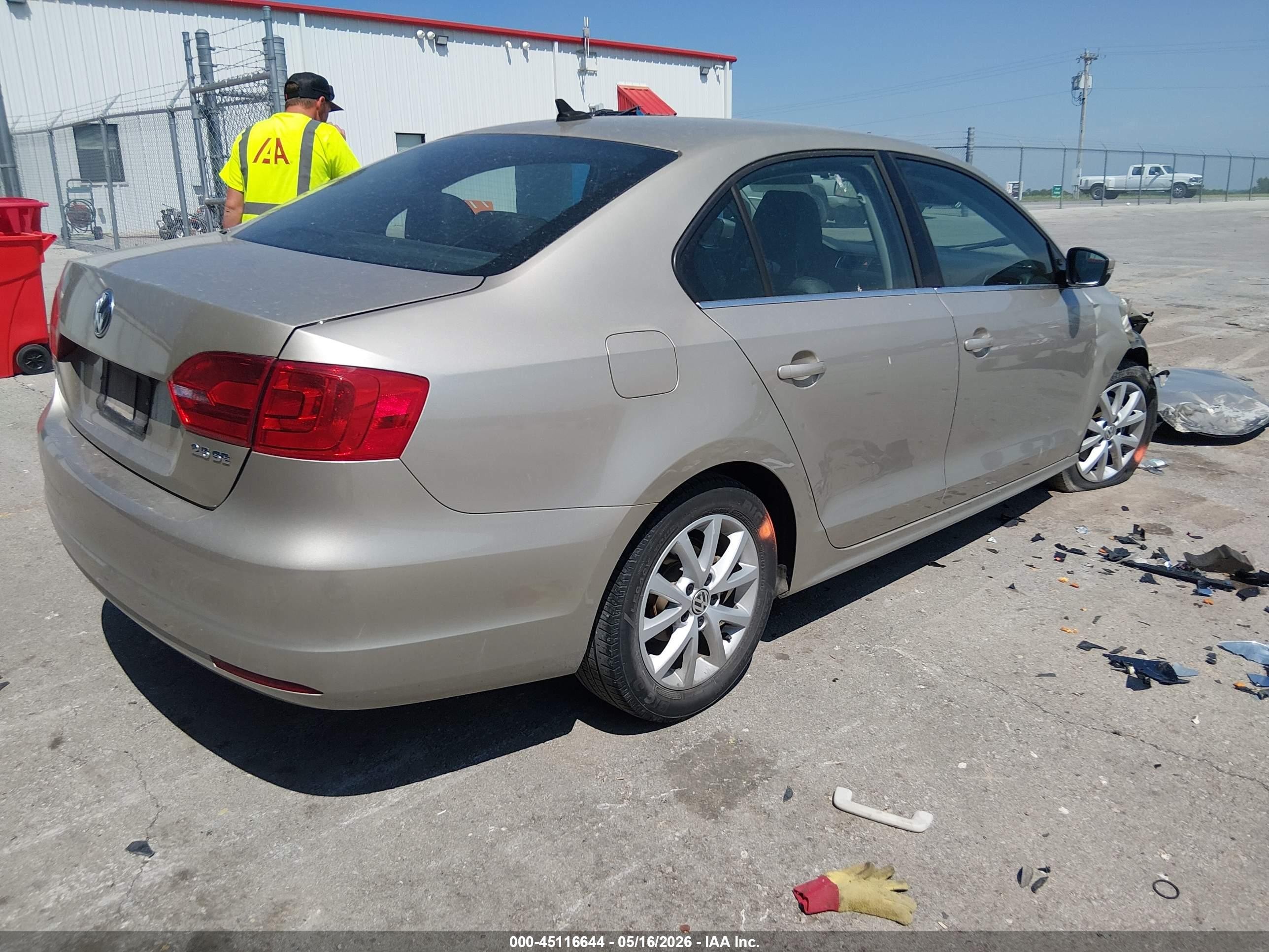 2013 Volkswagen Jetta 2.5l Se Gold vin: 3VWDP7AJ9DM234862