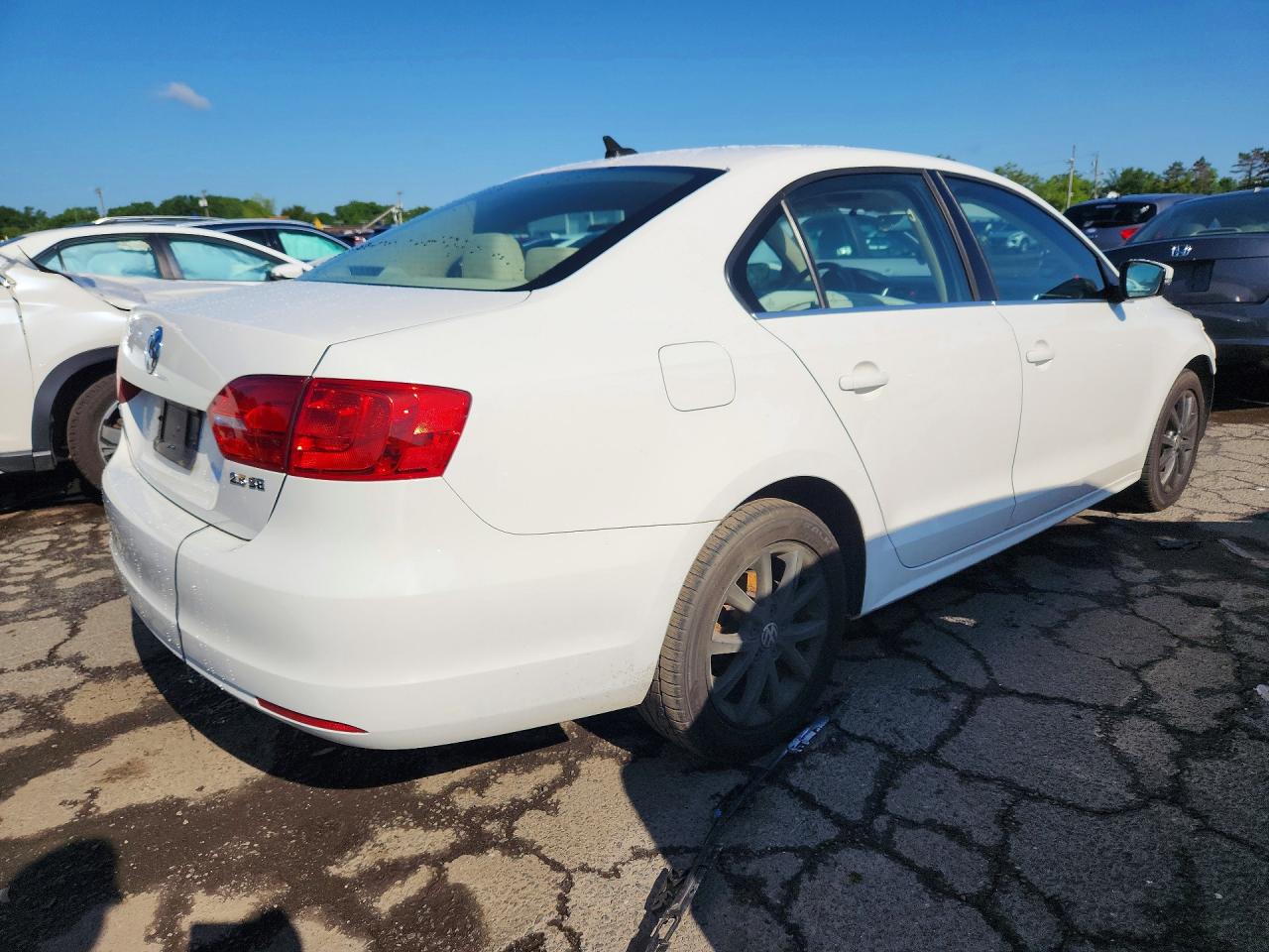 2013 Volkswagen Jetta Se White vin: 3VWDP7AJ9DM359103