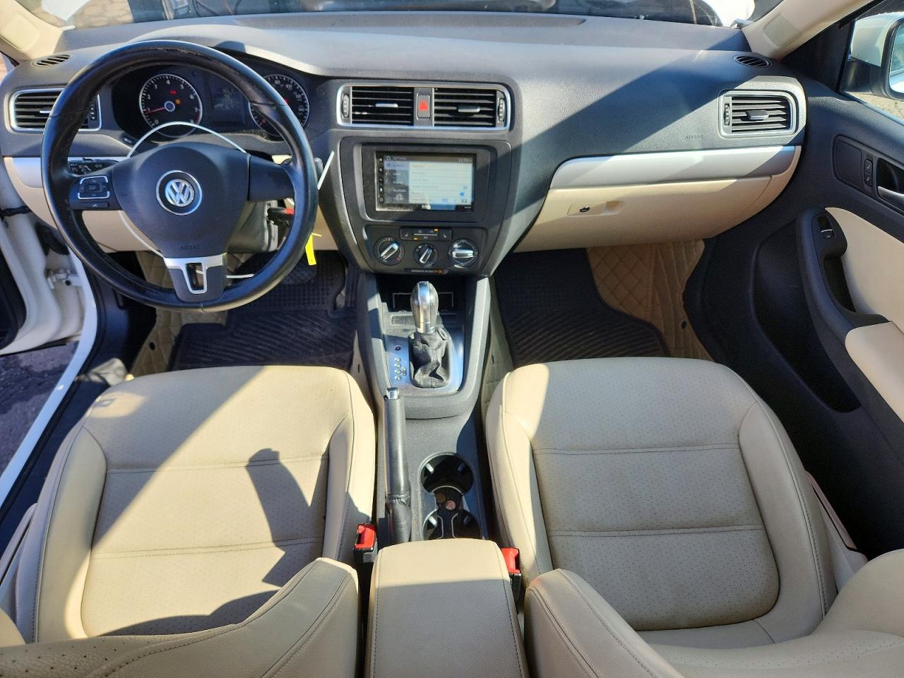 2013 Volkswagen Jetta Se White vin: 3VWDP7AJ9DM359103