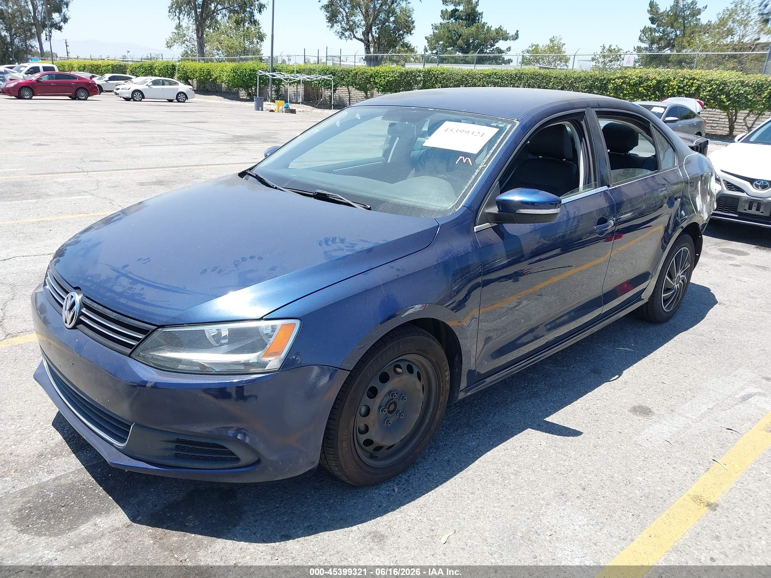 2013 Volkswagen Jetta 2.5l Se Blue vin: 3VWDP7AJ9DM419655