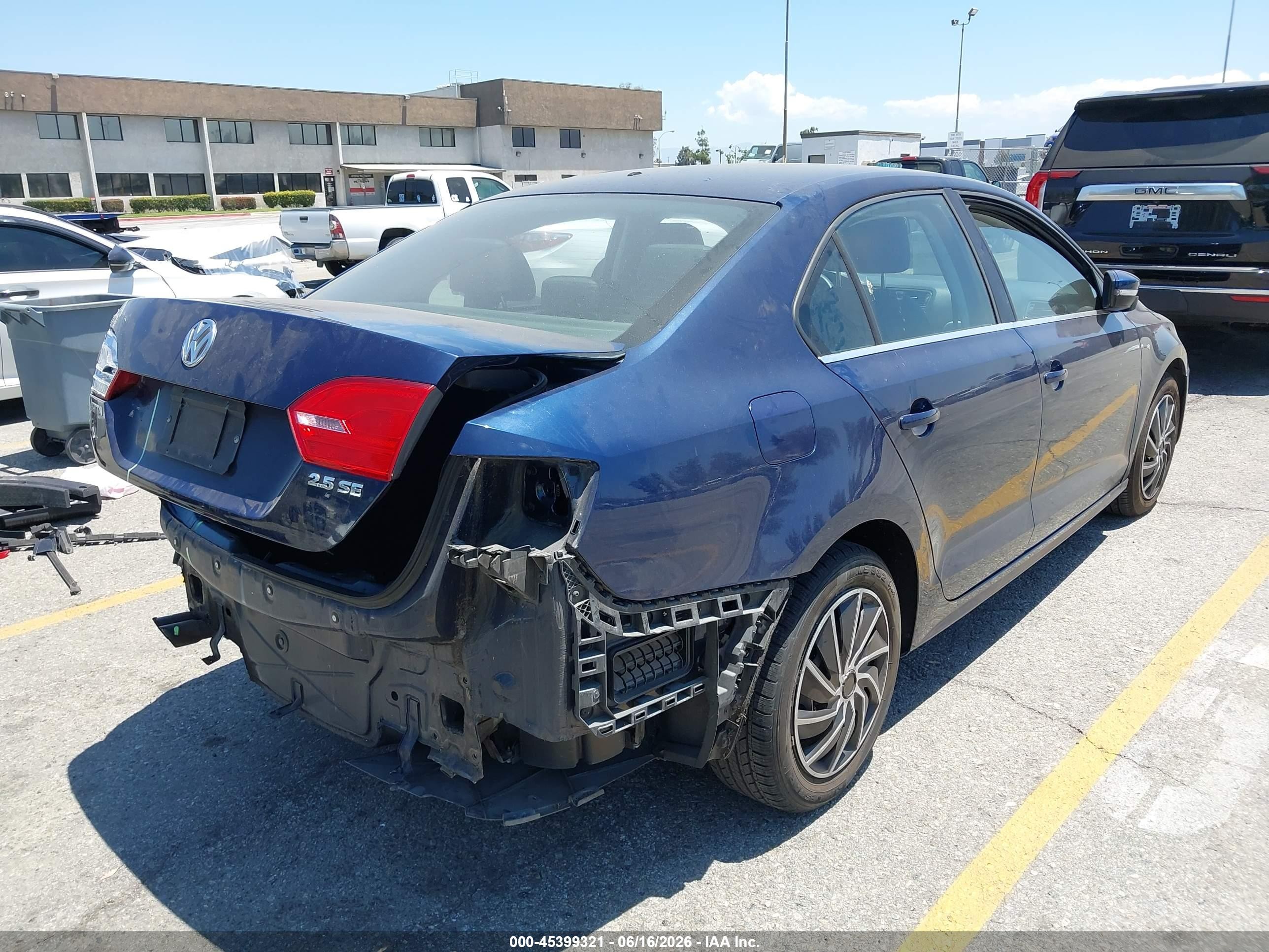 2013 Volkswagen Jetta 2.5l Se Blue vin: 3VWDP7AJ9DM419655