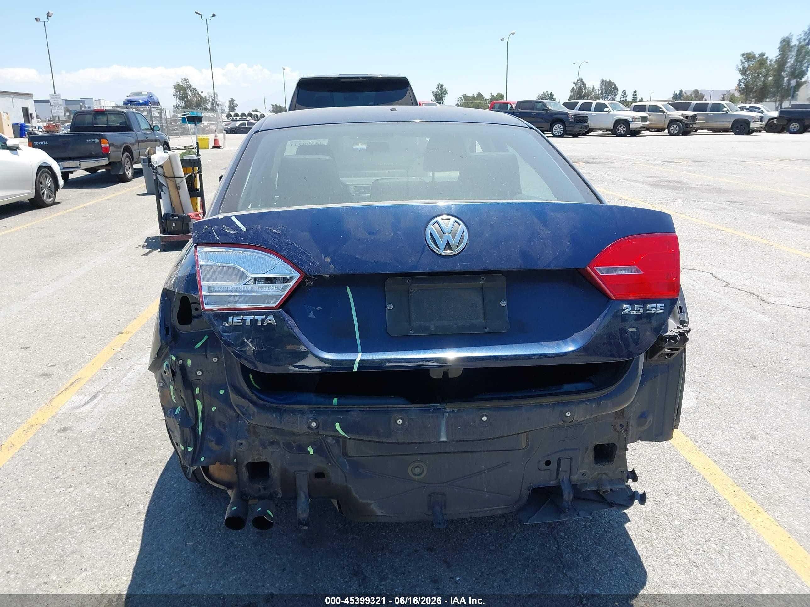 2013 Volkswagen Jetta 2.5l Se Blue vin: 3VWDP7AJ9DM419655
