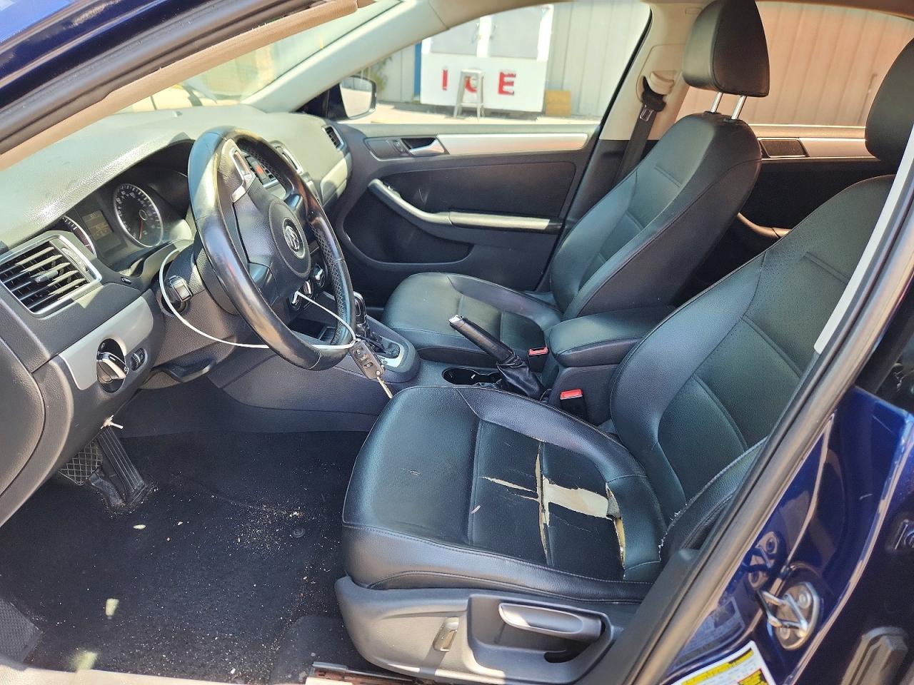 2013 Volkswagen Jetta Se Blue vin: 3VWDP7AJ9DM420417