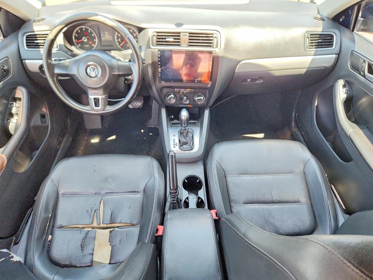 2013 Volkswagen Jetta Se Blue vin: 3VWDP7AJ9DM420417