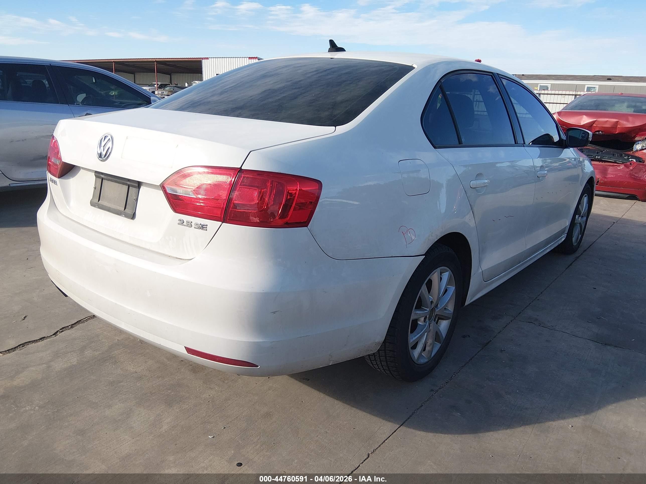 2012 Volkswagen Jetta 2.5l Se White vin: 3VWDP7AJXCM008005