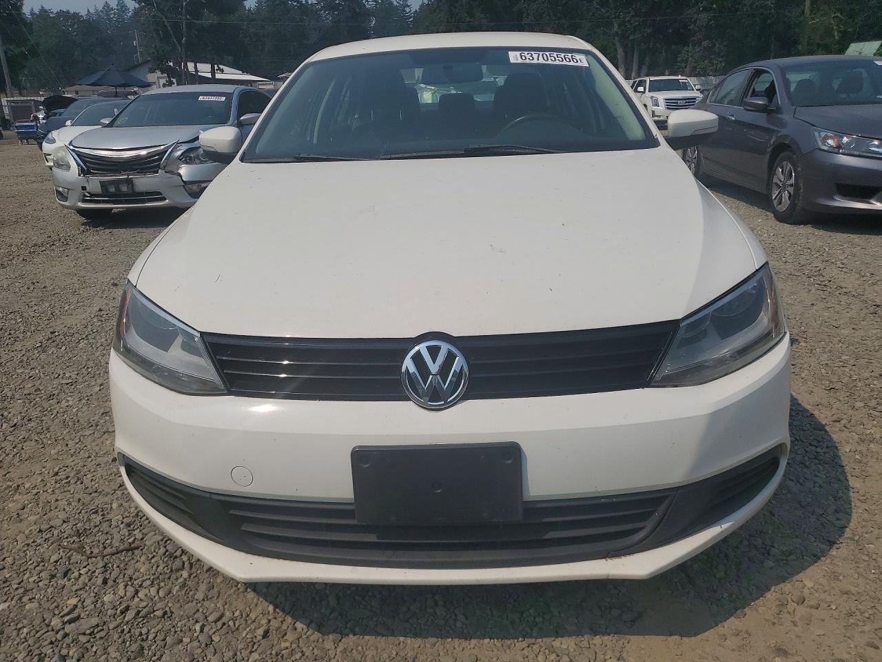 2012 Volkswagen Jetta Se White vin: 3VWDP7AJXCM302570